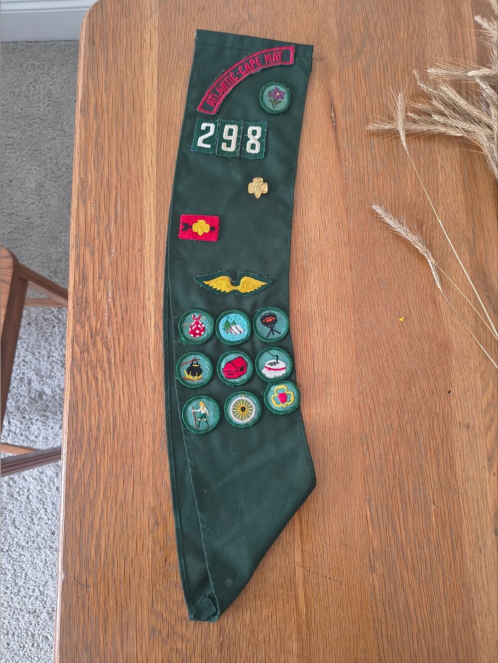 1970s Girl Scout Green Merit Badge Sash with Assorted Camp, outdoor badges - Picture 1 of 5